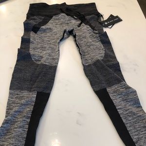 Blanc Noir Yoga Pants